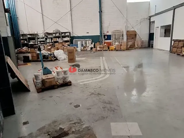 Loja para alugar, no bairro Nova Gerti em São Caetano do Sul