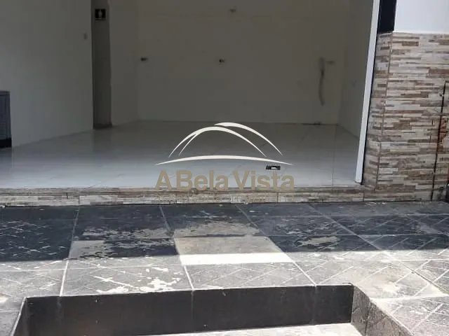 Loja com 140m², para alugar, no bairro Umuarama em Osasco