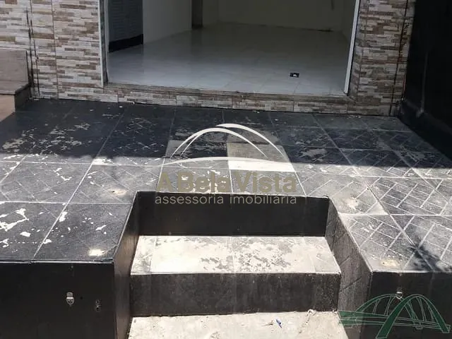 Loja com 140m², para alugar, no bairro Umuarama em Osasco