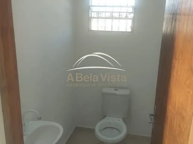 Prédio com 731m², para alugar, no bairro Jardim Roberto em Osasco