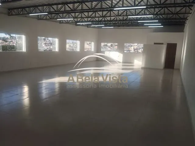Prédio com 731m², para alugar, no bairro Jardim Roberto em Osasco