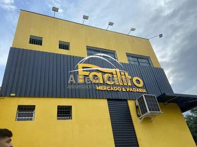 Prédio com 731m², para alugar, no bairro Jardim Roberto em Osasco