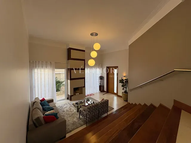 Sobrado com 575m² 5 quartos e 5 banheiros, à venda, no bairro Esperança em Londrina