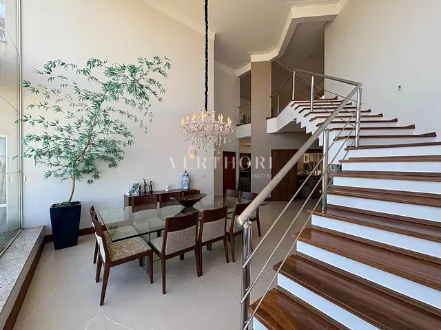 Sobrado com 575m² 5 quartos e 5 banheiros, à venda, no bairro Esperança em Londrina