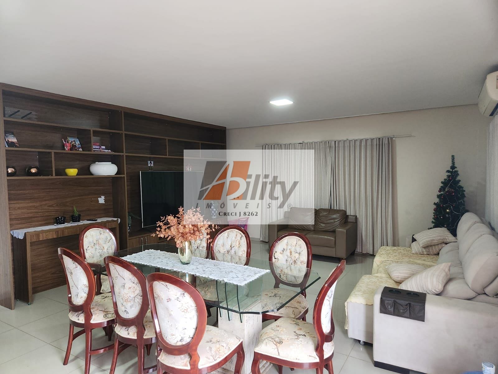 Sobrado, 3 quartos, 260 m² - Foto 1