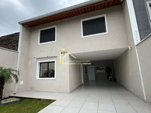 Sobrado com 350m² 4 quartos e 6 banheiros, à venda, no bairro Hauer em Curitiba