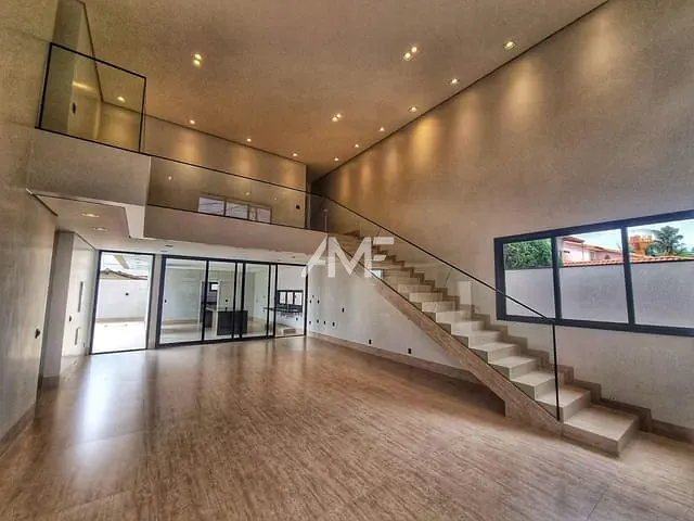 Sobrado com 500m² 4 quartos e 6 banheiros, à venda, no bairro Setor Habitacional Vicente Pires - Trecho 3 em Brasília