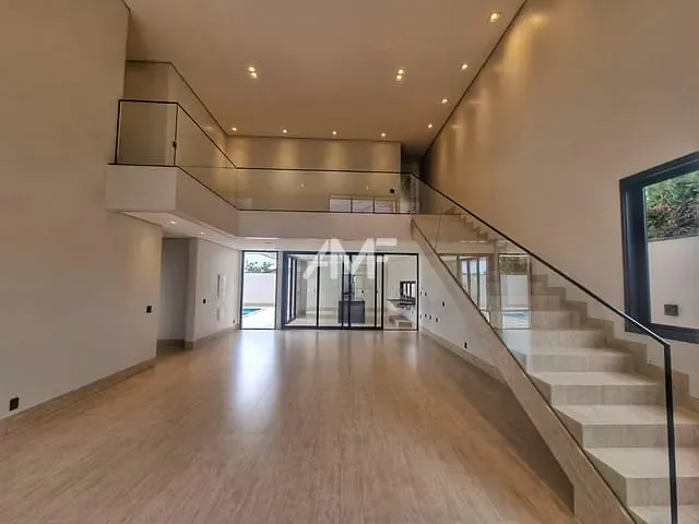 Sobrado com 500m² 4 quartos e 6 banheiros, à venda, no bairro Setor Habitacional Vicente Pires - Trecho 3 em Brasília