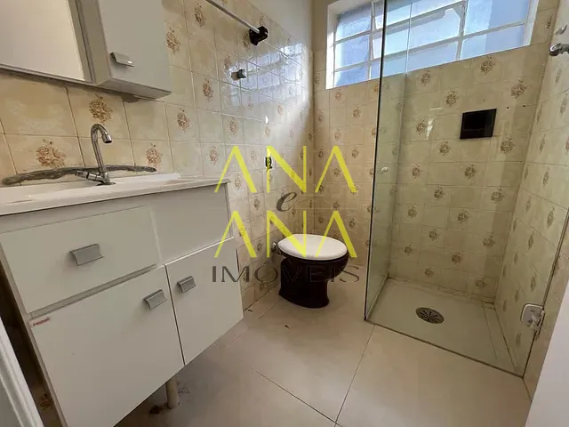 Sobrado 2 quartos e 2 banheiros, à venda, no bairro Jardim Santa Rita de Cássia em Bragança Paulista