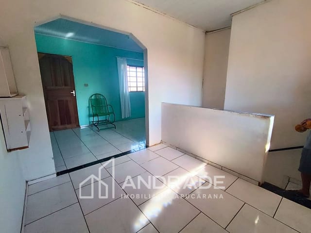 Sobrado com 300m² 4 quartos e 1 banheiro, à venda, no bairro Residencial Italia em Apucarana