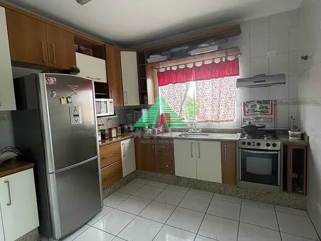 Sobrado com 190m² 3 quartos e 3 banheiros, à venda, no bairro Jardim São Francisco em Guarulhos