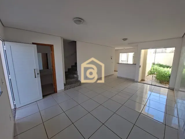 Sobrado 3 quartos e 3 banheiros, para alugar, no bairro Jardim Terramérica III em Americana