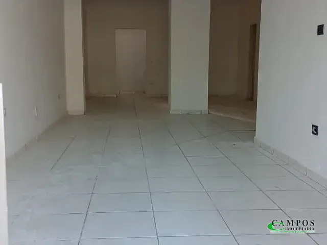 Sobrado para alugar, no bairro Centro em Três Lagoas