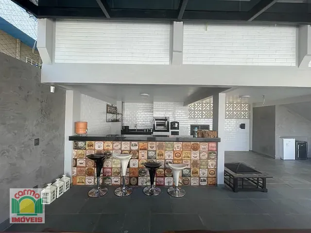 Sobrado com 810m² 4 quartos e 5 banheiros, à venda, no bairro Setor Central em Anápolis