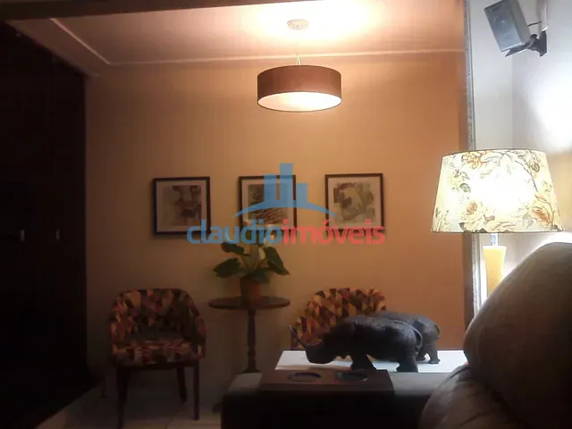 Sobrado com 502m² 3 quartos e 2 banheiros, à venda, no bairro Vista Alegre em Barra Mansa