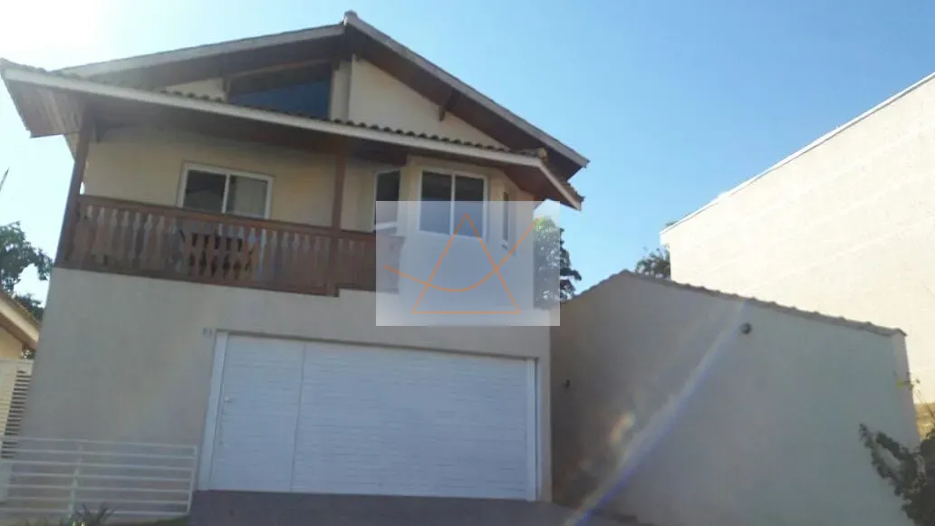 Casa, 3 quartos, 185 m² - Foto 1