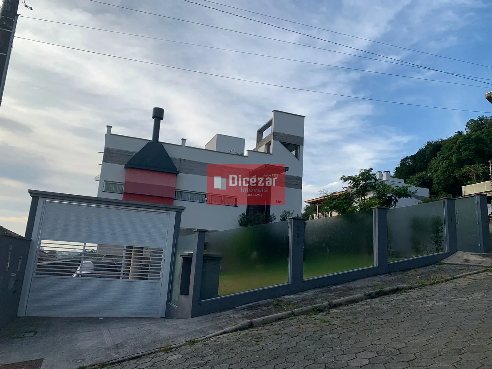 Sobrado, 3 quartos, 240 m² - Foto 1