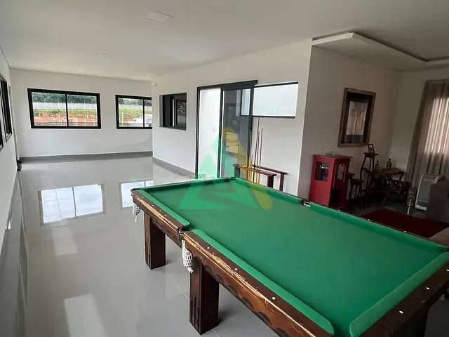 Sobrado com 650m² 5 quartos e 5 banheiros, à venda, no bairro Mirante em Mogi Mirim