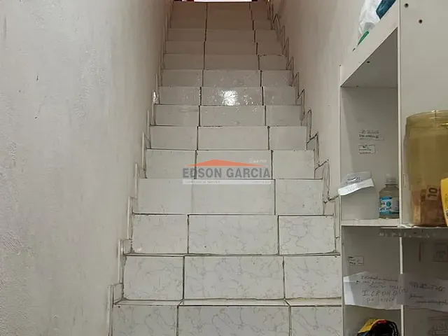 Sobrado 2 quartos e 2 banheiros, à venda, no bairro Parque São Bento em Sorocaba
