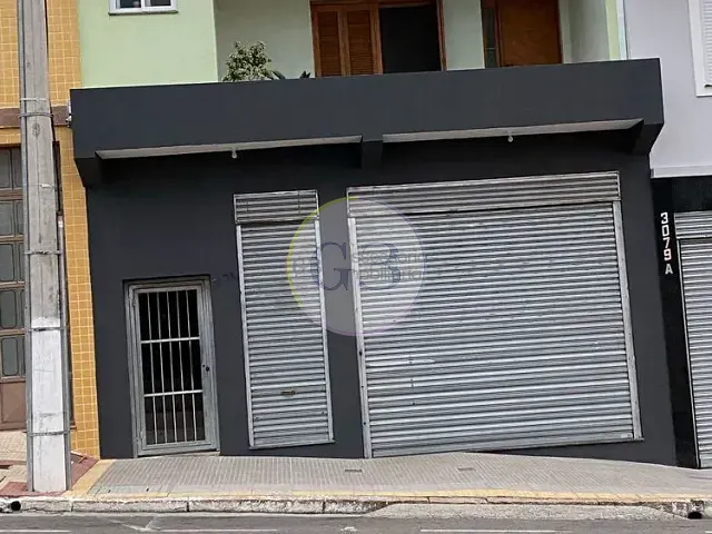 Sobrado 3 quartos e 2 banheiros, à venda, no bairro Centro em Pelotas