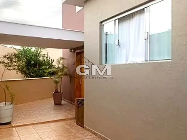 Sobrado com 498m² 3 quartos e 2 banheiros, à venda, no bairro Dom Camilo em Serrana