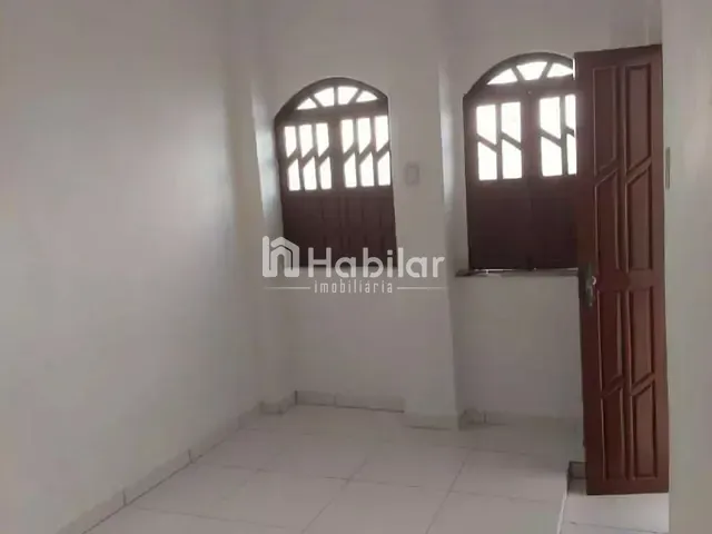 Sobrado 9 quartos e 11 banheiros, à venda, no bairro Tororó em Salvador