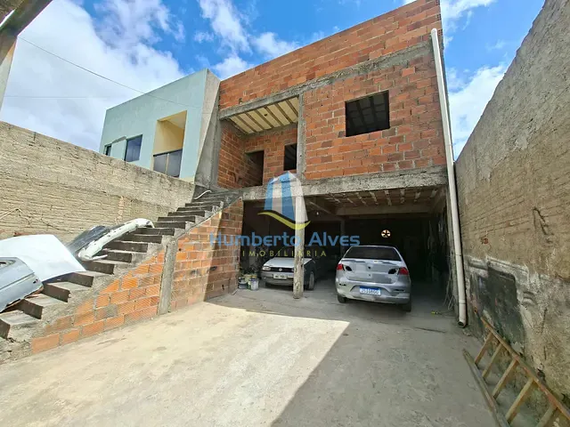 Sobrado com 175m² 3 quartos e 1 banheiro, à venda, no bairro Zabelê em Vitória da Conquista
