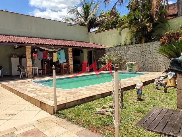 Sobrado com 450m² 3 quartos e 3 banheiros, à venda, no bairro Monjolo em São Gonçalo