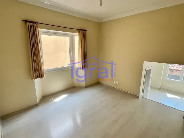 Sobrado com 284m² 3 quartos e 5 banheiros, à venda, no bairro Jardim Oriental em São Paulo