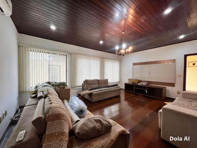 Sobrado com 324m² 4 quartos e 1 banheiro, à venda, no bairro Chácara Machadinho II em Americana