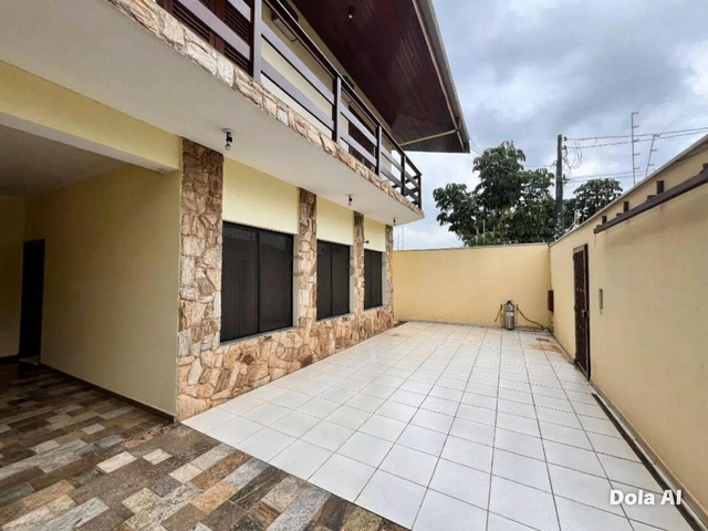 Sobrado com 324m² 4 quartos e 1 banheiro, à venda, no bairro Chácara Machadinho II em Americana