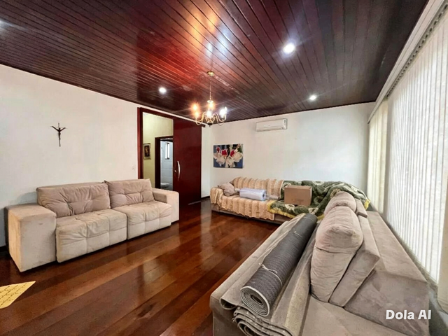 Sobrado com 324m² 4 quartos e 1 banheiro, à venda, no bairro Chácara Machadinho II em Americana