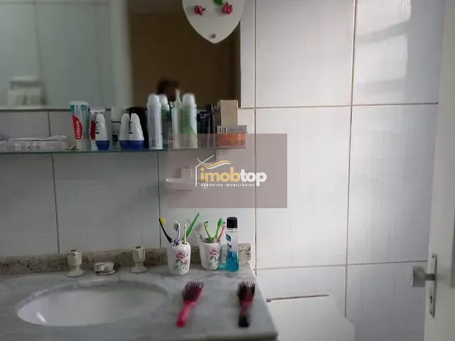 Sobrado com 275m² 2 quartos e 3 banheiros, à venda, no bairro Vila Paranaguá em São Paulo