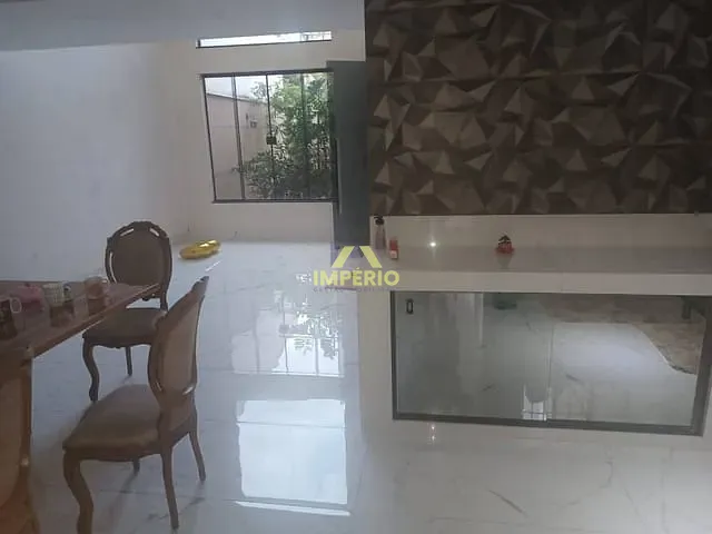 Casa com 210m² 3 quartos e 2 banheiros, à venda, no bairro Jardim Panorama em Salto