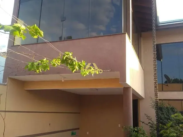 Casa com 210m² 3 quartos e 2 banheiros, à venda, no bairro Jardim Panorama em Salto