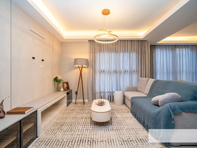 Casa com 191m² 3 quartos e 4 banheiros, à venda, no bairro Santa Felicidade em Curitiba