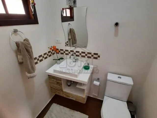Sobrado com 125m² 3 quartos e 1 banheiro, à venda, no bairro Jardim Zaira em Mauá