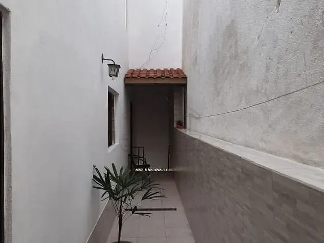 Sobrado com 125m² 3 quartos e 1 banheiro, à venda, no bairro Jardim Zaira em Mauá