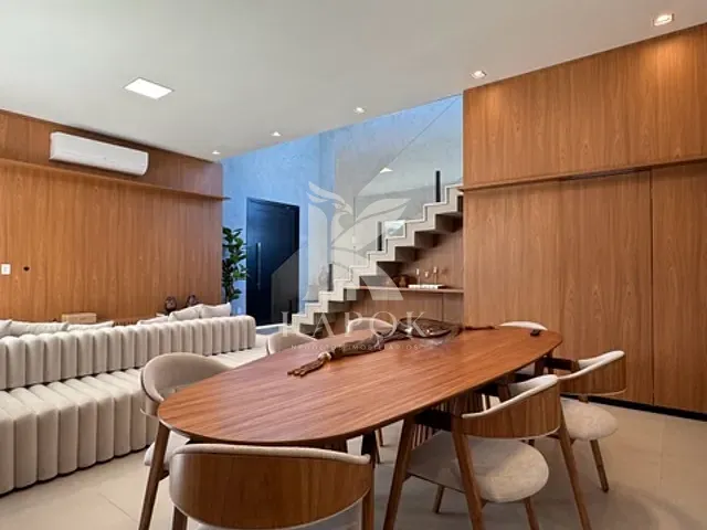 Sobrado com 310m² 3 quartos e 6 banheiros, à venda, no bairro Boa Esperança em Paulínia