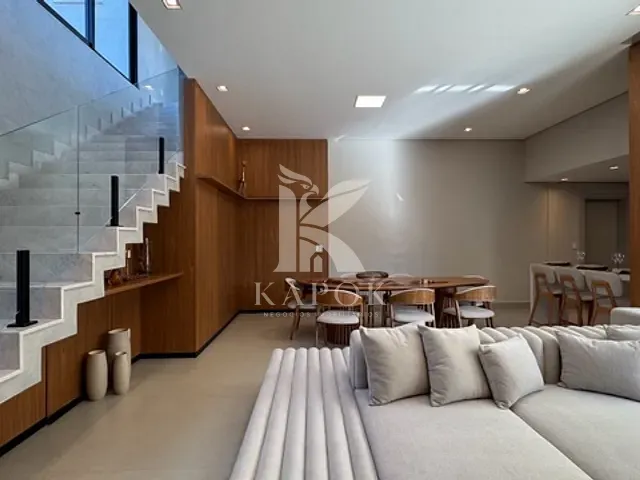 Sobrado com 310m² 3 quartos e 6 banheiros, à venda, no bairro Boa Esperança em Paulínia