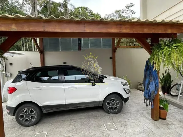 Sobrado 2 quartos e 3 banheiros, à venda, no bairro Rio Pequeno em Camboriú