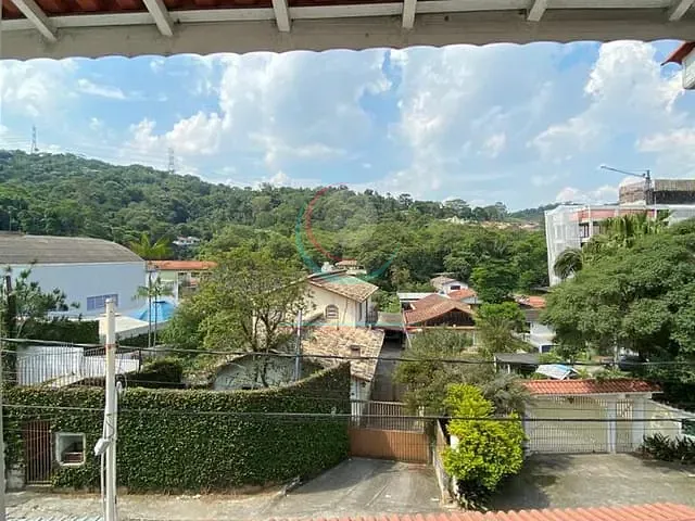 Sobrado 3 quartos e 2 banheiros, à venda, no bairro Horto Florestal em São Paulo