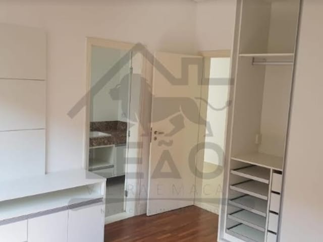 Sobrado com 504m² 4 quartos e 6 banheiros, à venda, no bairro Alphaville em Santana de Parnaíba