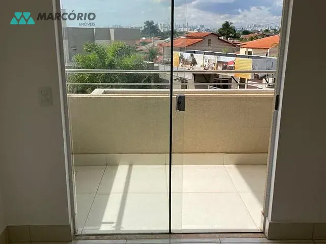 Sobrado com 160m² 3 quartos e 4 banheiros, à venda, no bairro Goiânia 2 em Goiânia