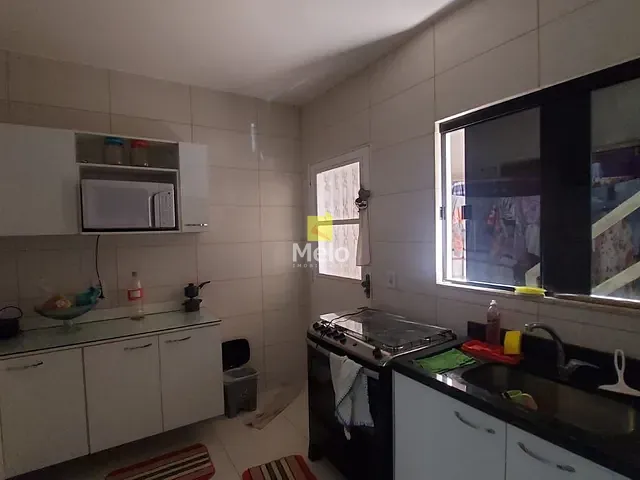 Sobrado à venda, no bairro Santa Maria em Brasília