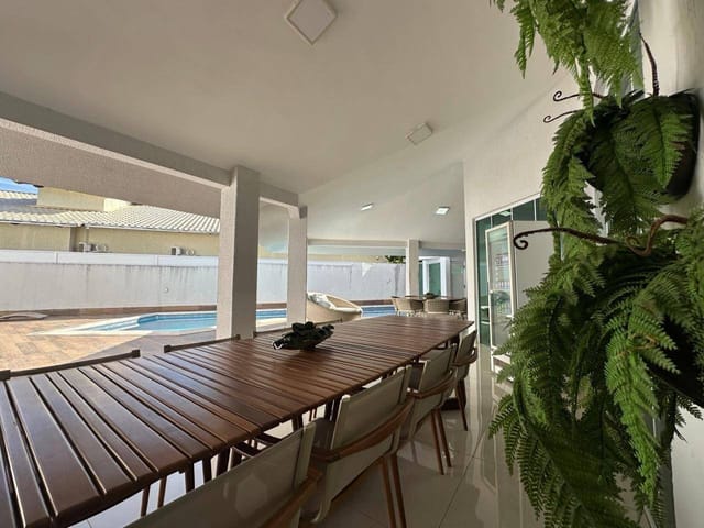 Sobrado com 434m² 4 quartos e 6 banheiros, para alugar, no bairro Cidade Vera Cruz em Aparecida de Goiânia