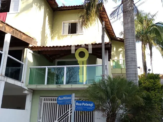 Sobrado com 130m² 3 quartos e 3 banheiros, à venda, no bairro Jardim Rio das Pedras em Cotia