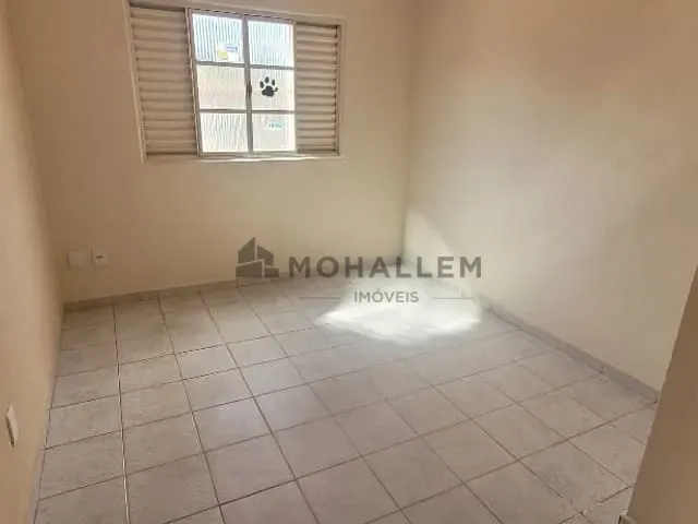 Sobrado com 60m² 2 quartos e 2 banheiros, para alugar, no bairro Vila Rubens em Itajubá
