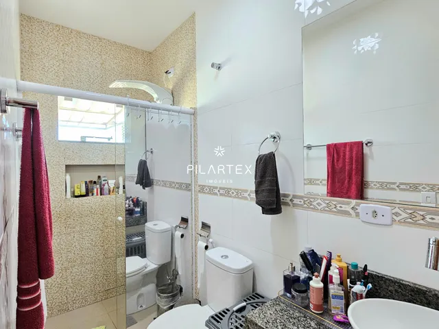 Sobrado com 134m² 4 quartos e 2 banheiros, à venda, no bairro Chamonix em Londrina