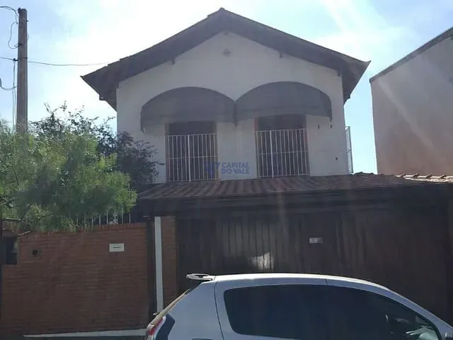 Sobrado com 350m² 4 quartos e 3 banheiros, à venda, no bairro Vila Tesouro em São José dos Campos